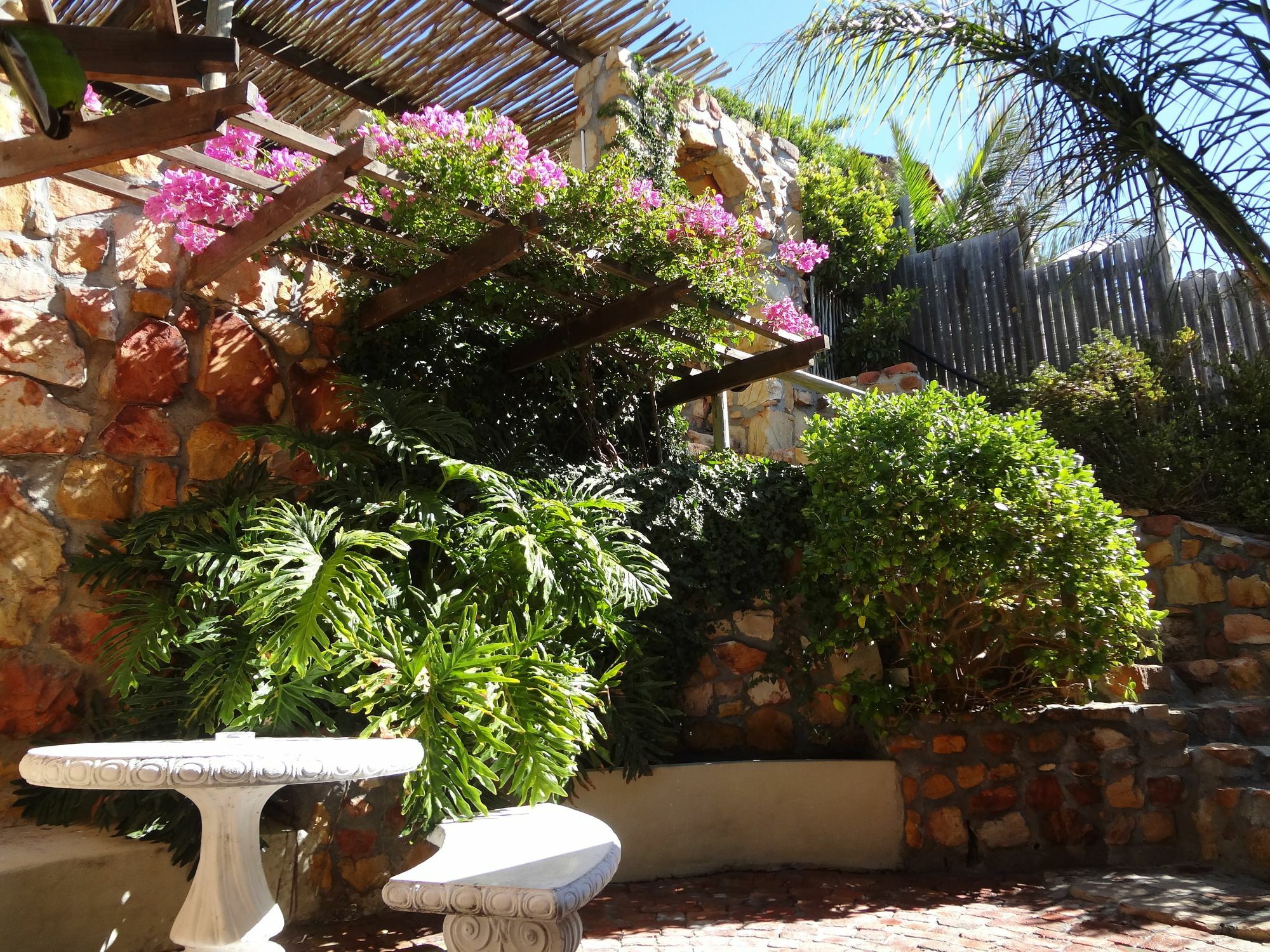 נורדהוק African Violet Guest Suites מראה חיצוני תמונה